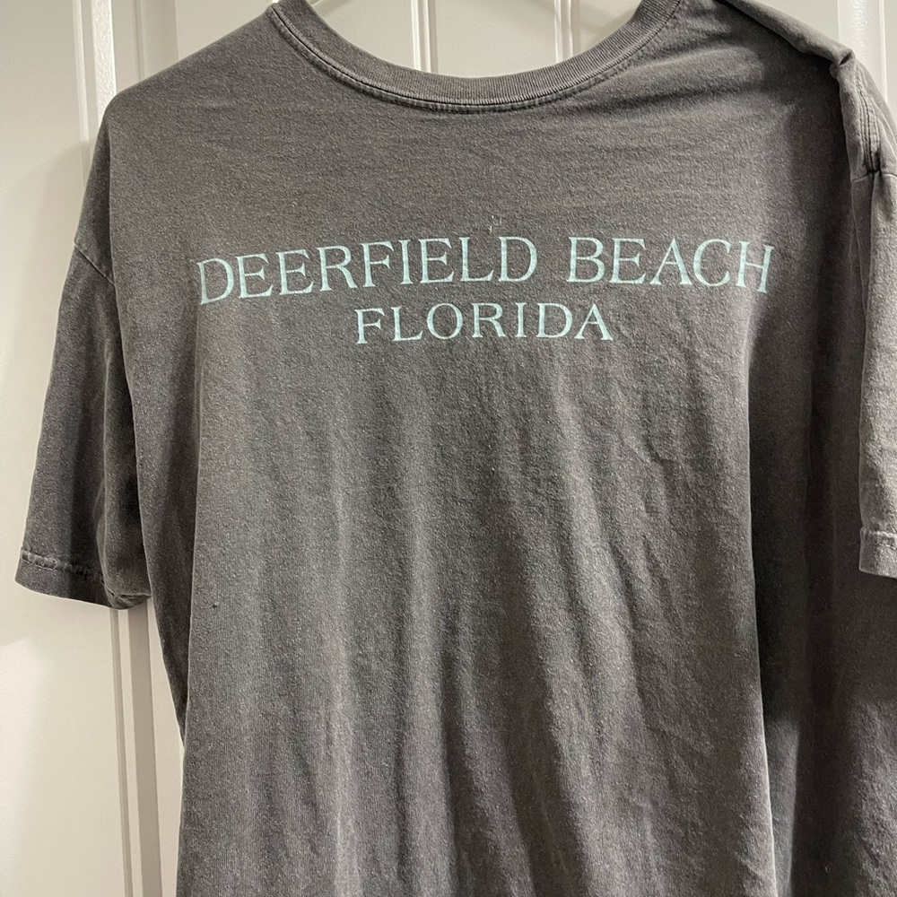beach tshirt